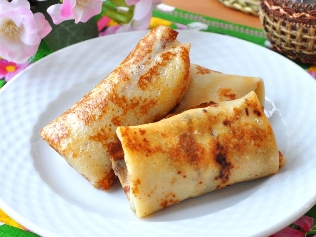 Нежные блинчики с печенью: как избежать сухости начинки