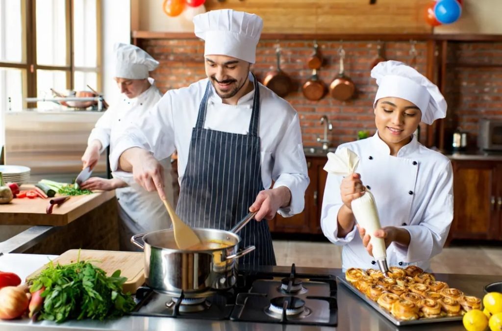 Праздник кулинаров: как отмечают мастеров кухонного искусства по всему миру