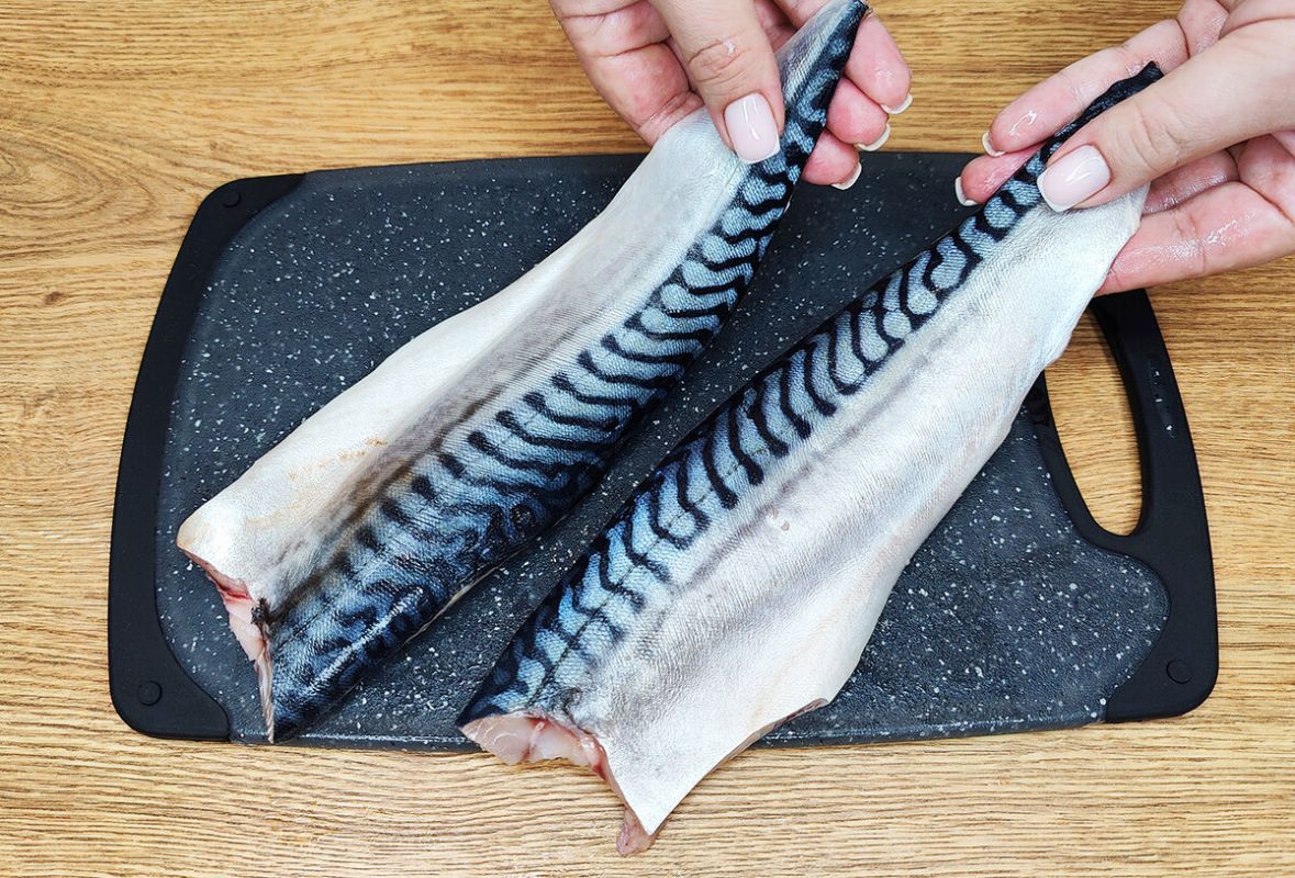 Скумбрия по бабушкиному рецепту: секрет изысканной закуски