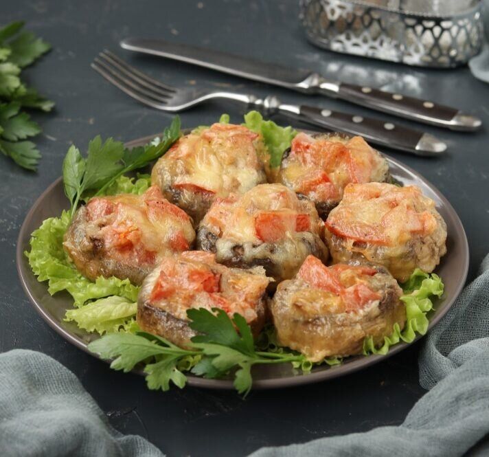 Как приготовить вкусные запечённые фаршированные грибы