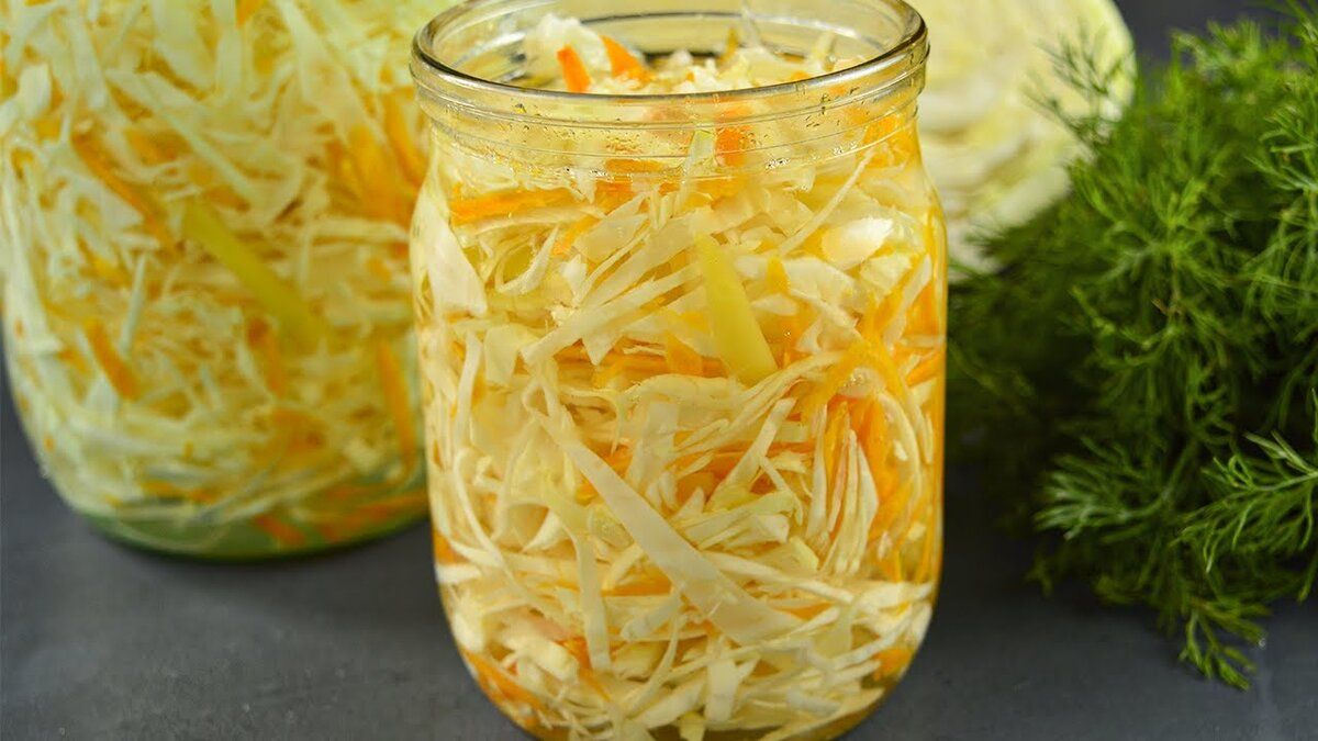 Маринованная капуста: простой и полезный салат для ежедневного рациона