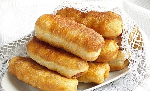 Неожиданный уют: Как приготовить жареные сосиски в тесте