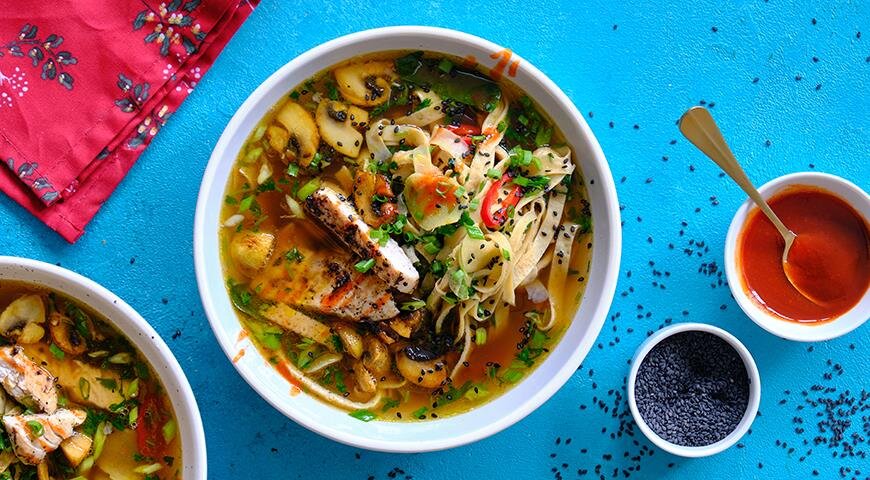 Спасительный суп для яркого восстановления после праздников