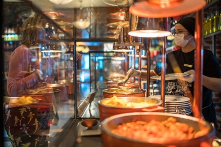 Рестораны под давлением: почему сети общепита закрываются