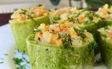 Нежные фаршированные кабачки по-монастырски
