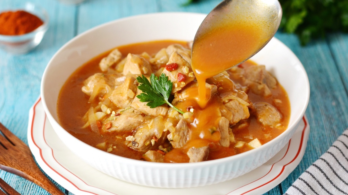 Как приготовить идеальную подливу из свинины для любого гарнира