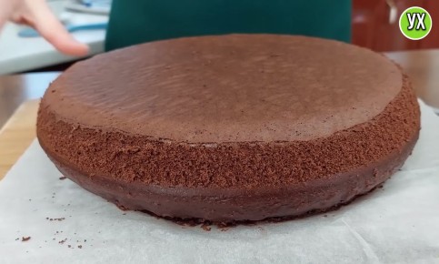 Быстрый и вкусный шоколадный торт на сковороде