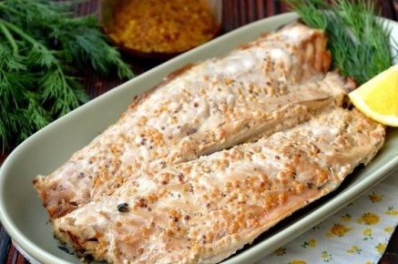 Нежная скумбрия в сметанном маринаде: простой рецепт для гурманов