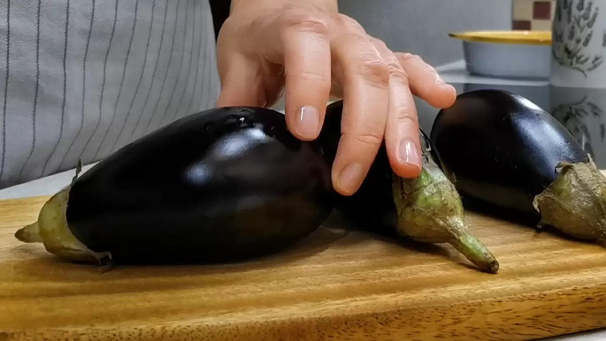 Невероятно вкусные баклажаны: простой рецепт, который стоит попробовать