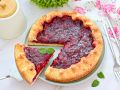Нежный пирог с вишней: вкусно и полезно, без угрызений совести